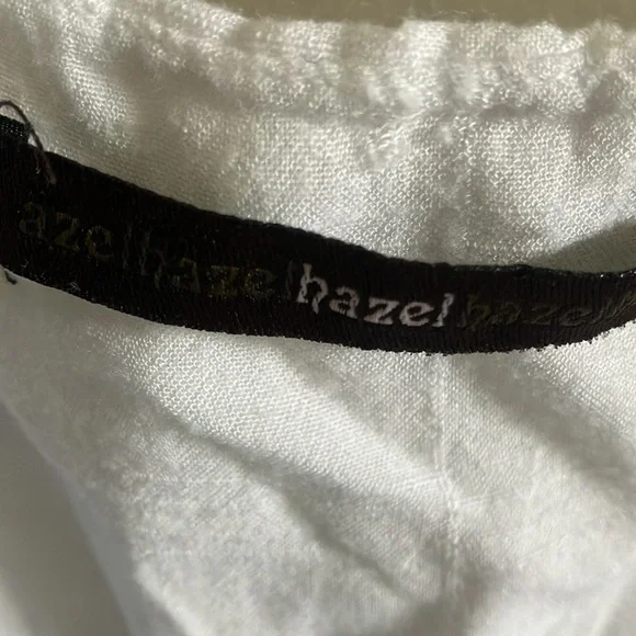 Hazel Sleeveless Twist Front High-Low Blue & White Stripe‎ Top Sz M- EUC - Picture 4 of 9